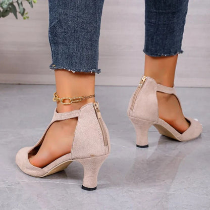 MAXIMUM | Elegant Simmy sandal 